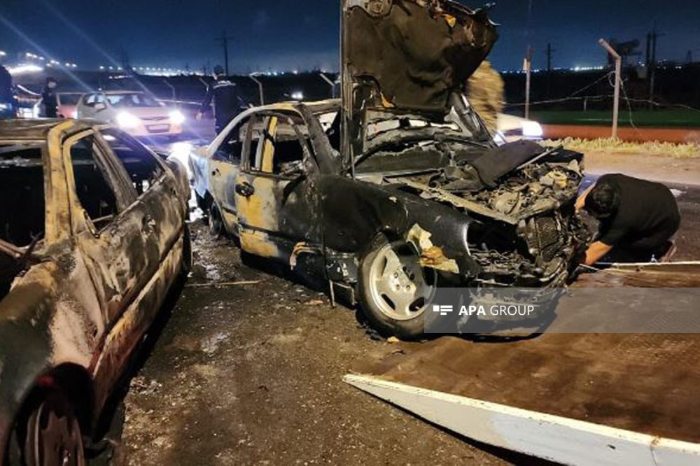 Yanan meyitlər çıxarılır  - Bakıda gecə saatlarında dəhşət(FOTOLAR)